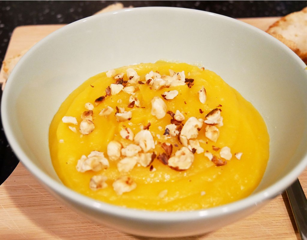Velouté réconfort au Butternut et noisettes&nbsp;torréfiées