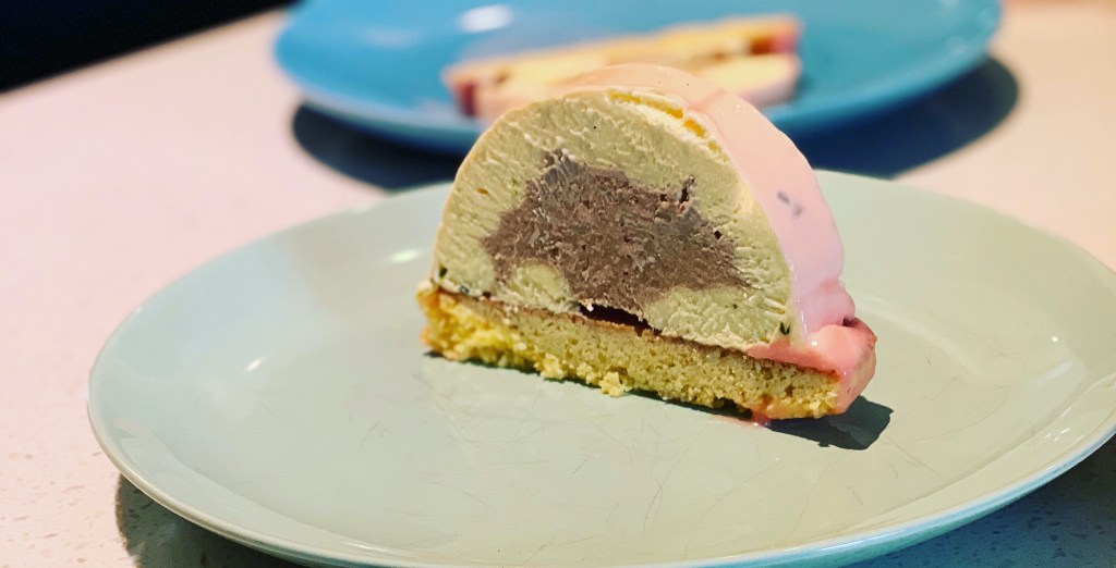 Bûche Basilic, Citron vert et&nbsp;Framboise